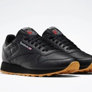 NEW Reebok Leather Classic Sneakers Shoes Black Gum Mens 6 Womens 7.5 7 EU 37.5